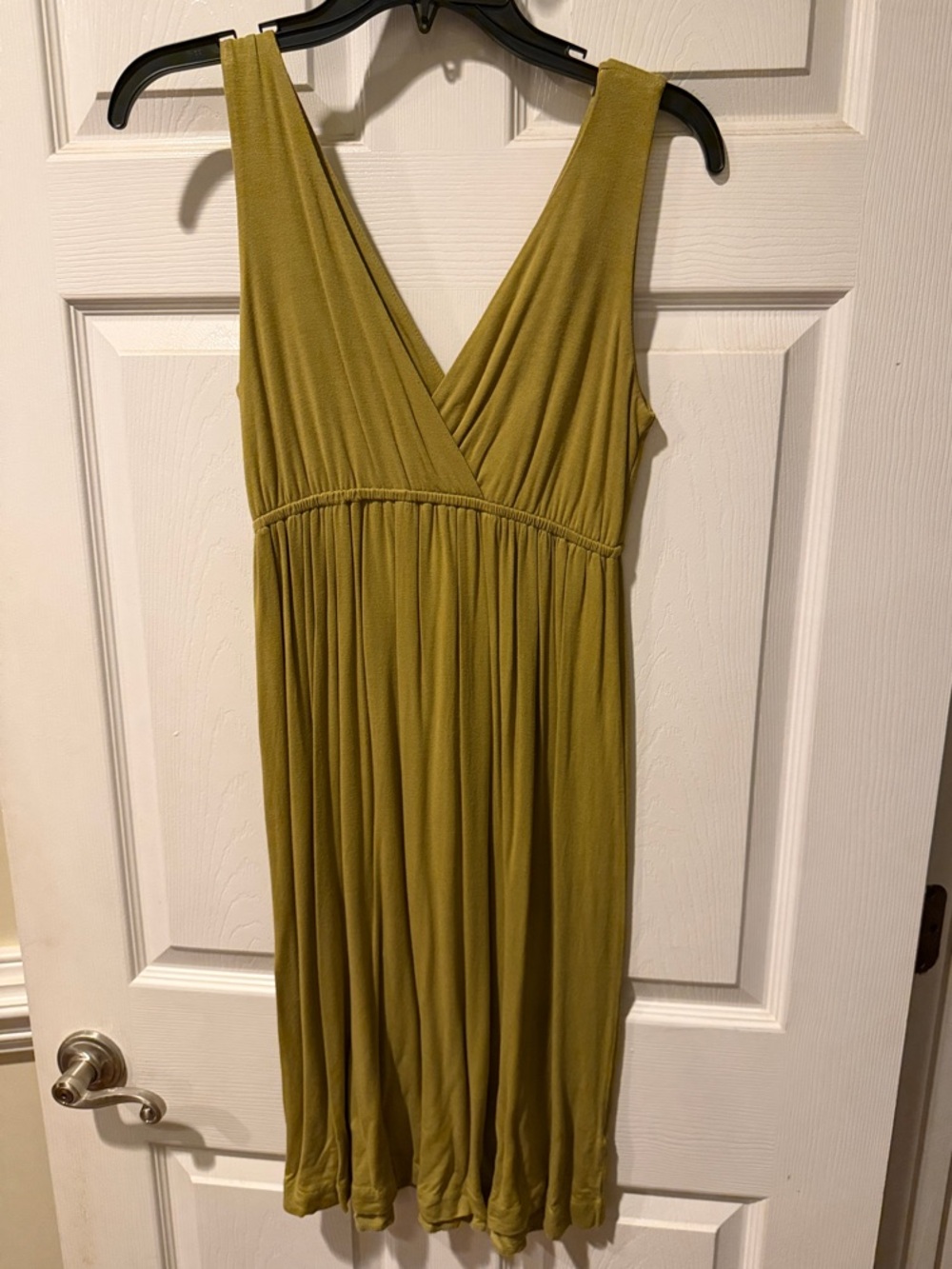 New York & Company Olive Green Sleeveless Midi Dress